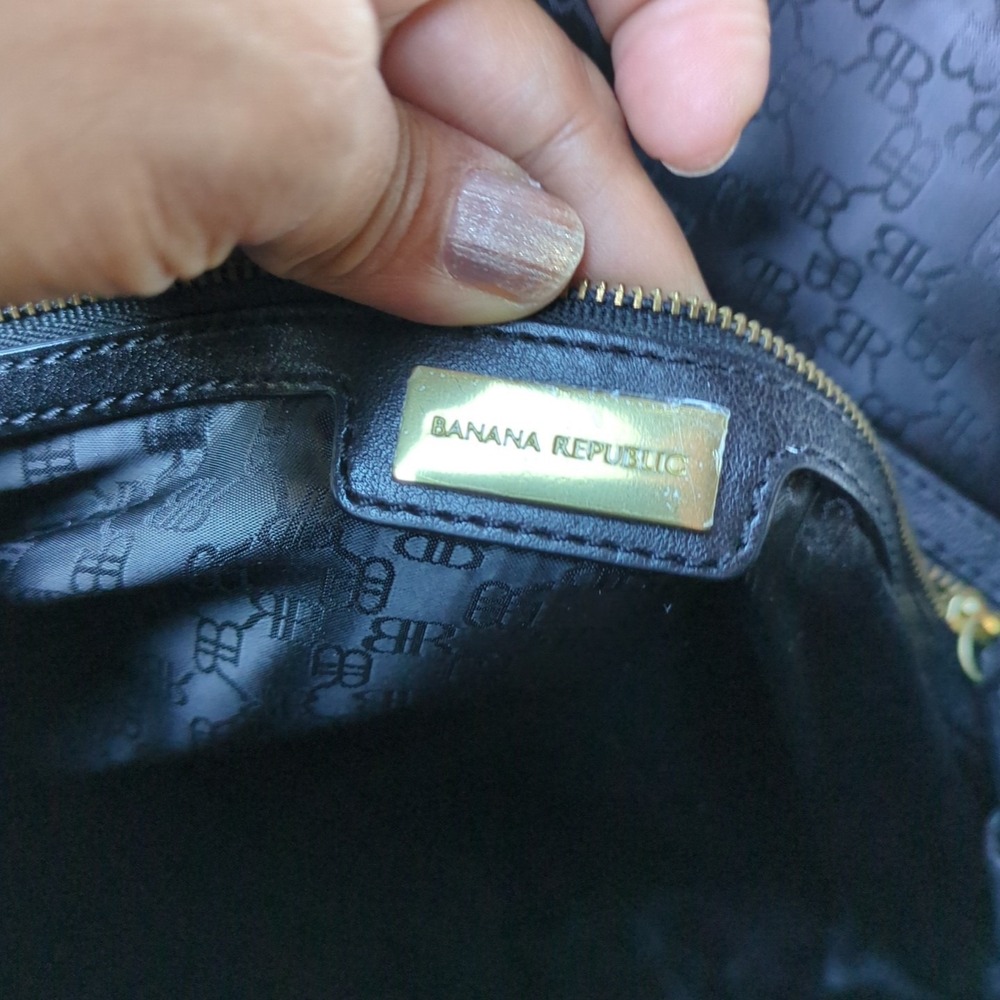 Banana Republic Vintage Black Leather Bag - Picture 9 of 12